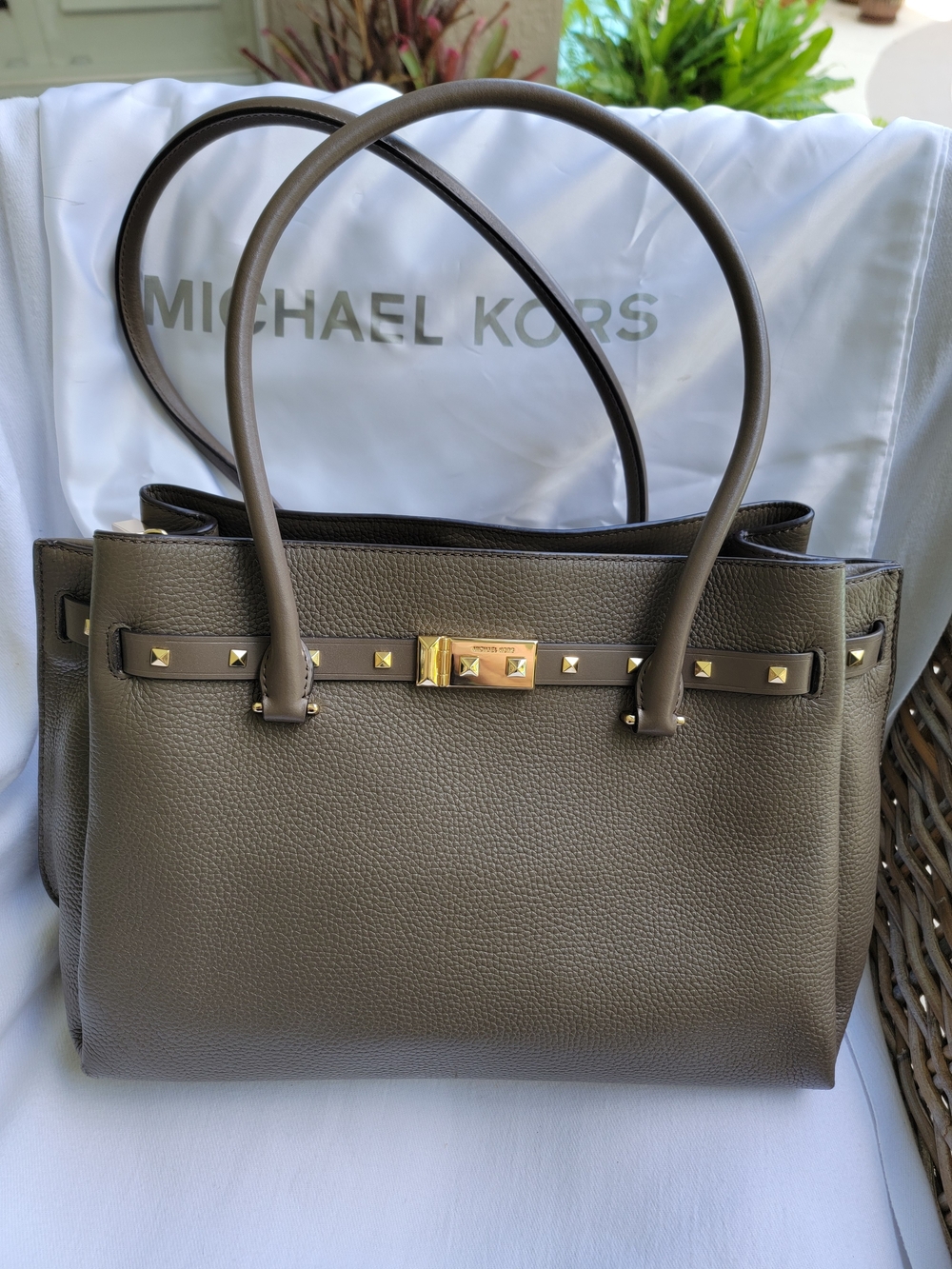 Michael Kors Addison Large Taupe Leather Purse